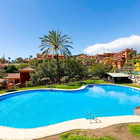 Relaxing With Pool - Pass The Keys