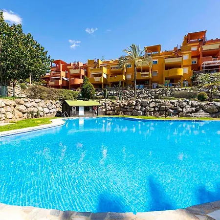 Apartment Relaxing With Pool - Pass The Keys *
