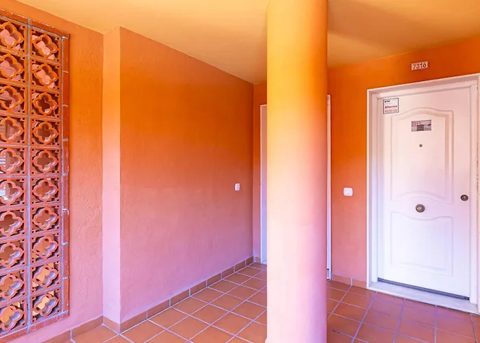 Relaxing With Pool - Pass The Keys * Marbella