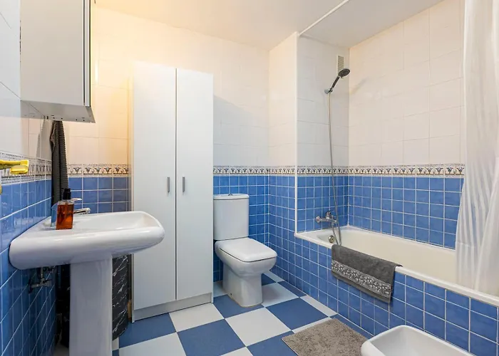 Relaxing With Pool - Pass The Keys