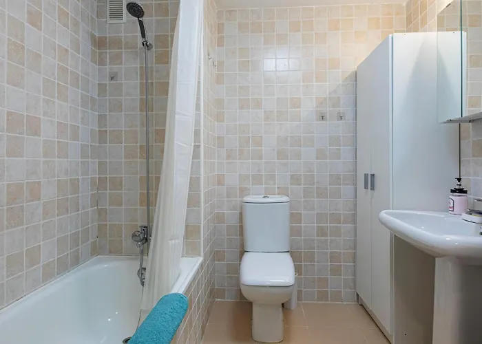 Relaxing With Pool - Pass The Keys Apartament