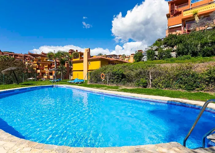 Relaxing With Pool - Pass The Keys *