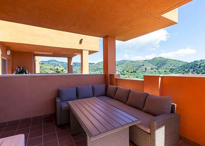 Relaxing With Pool - Pass The Keys *