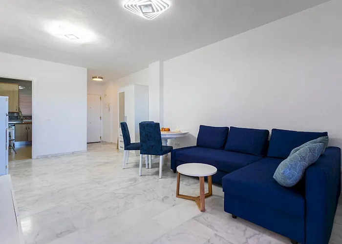 Relaxing With Pool - Pass The Keys *