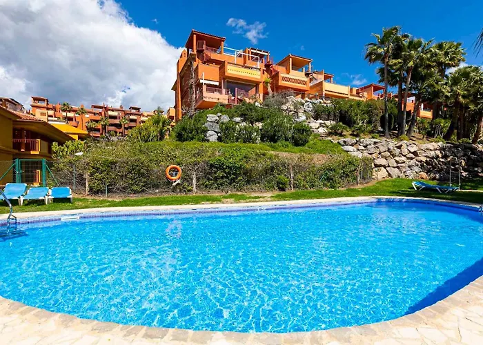Relaxing With Pool - Pass The Keys Apartman