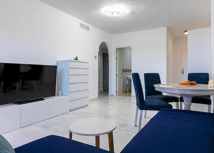 Relaxing With Pool - Pass The Keys Apartman